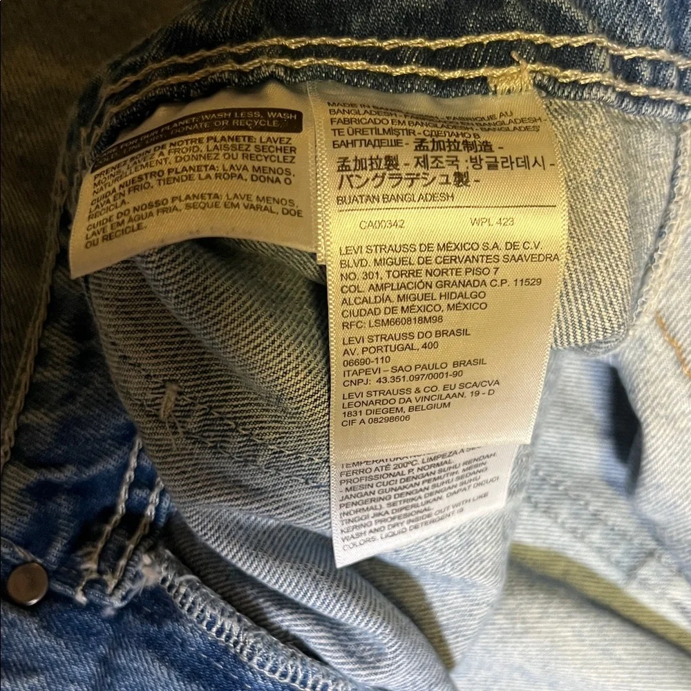 Levi Strauss Men 38 Light Blue Denim Deep‎ Pocket 100% Cotton Jean Shorts